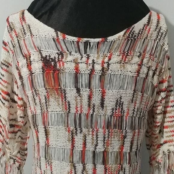 Baciano Top  - Picture 2 of 4